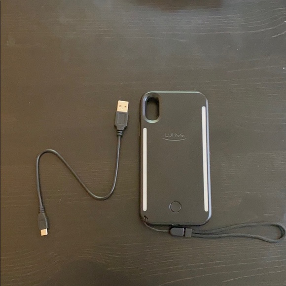 IPHONE XR LUMEE CASE - Picture 1 of 2